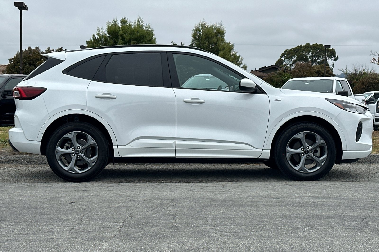 Used 2023 Ford Escape ST-Line Select w/ Tech Pack #1 AWD/4WD image 7