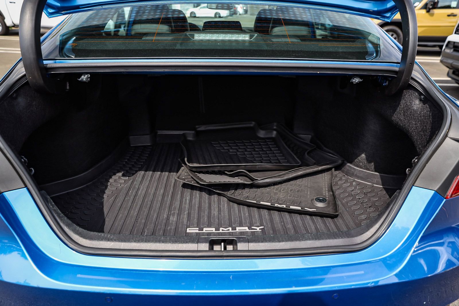 Certified 2019 Toyota Camry XLE w/ Driver Assist Package FWD image 24