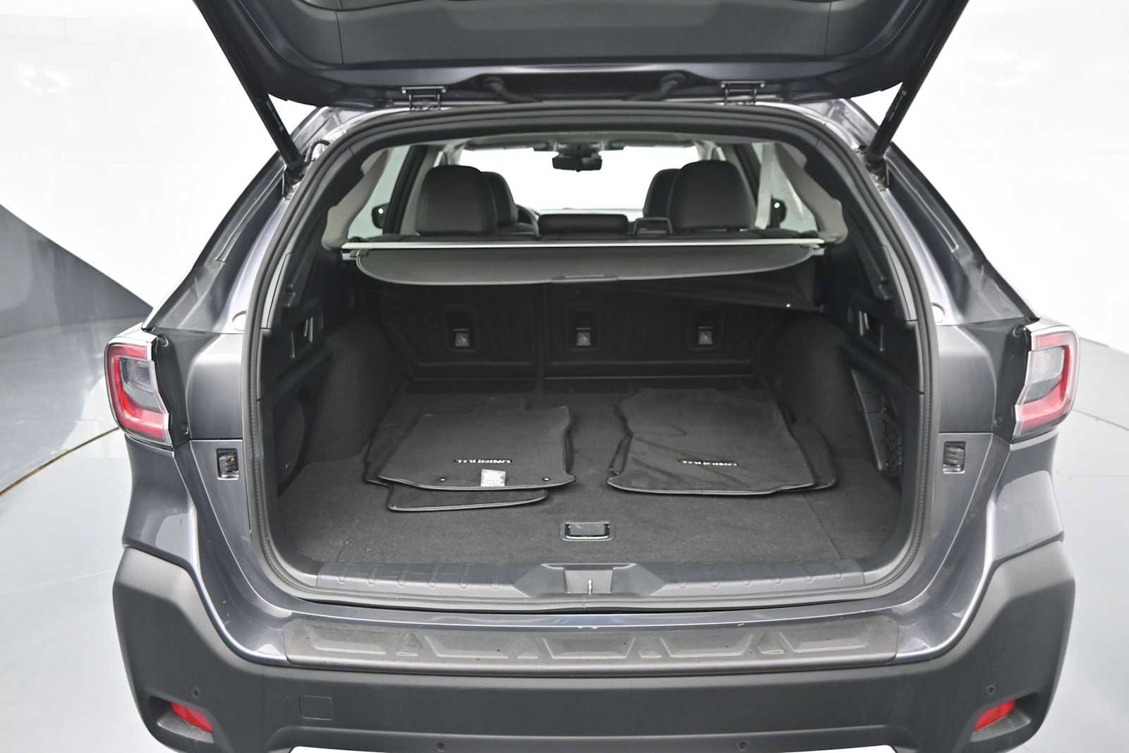 Used 2024 Subaru Outback Touring w/ Popular Package #2 AWD/4WD image 6