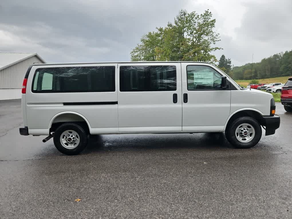 New 2026 GMC Savana 3500 Extended w/ Driver Convenience Package RWD image 6