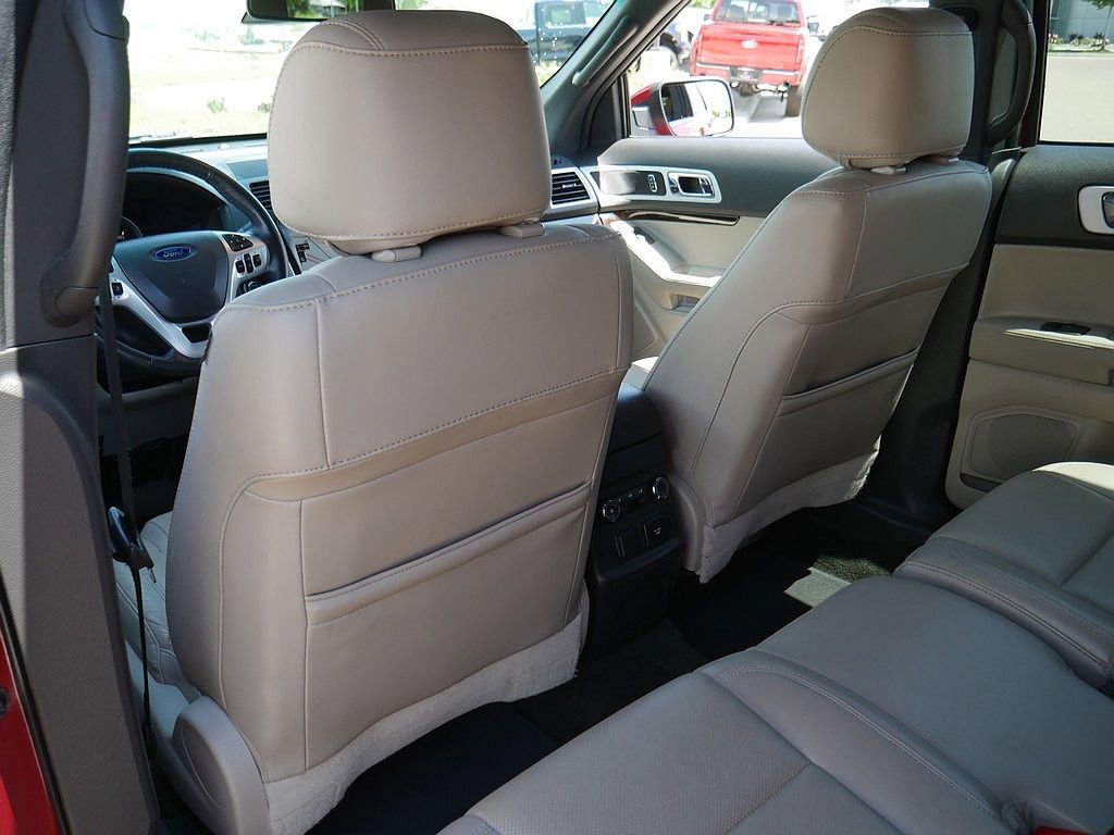 Used 2014 Ford Explorer Limited w/ Equipment Group 302A AWD/4WD image 16