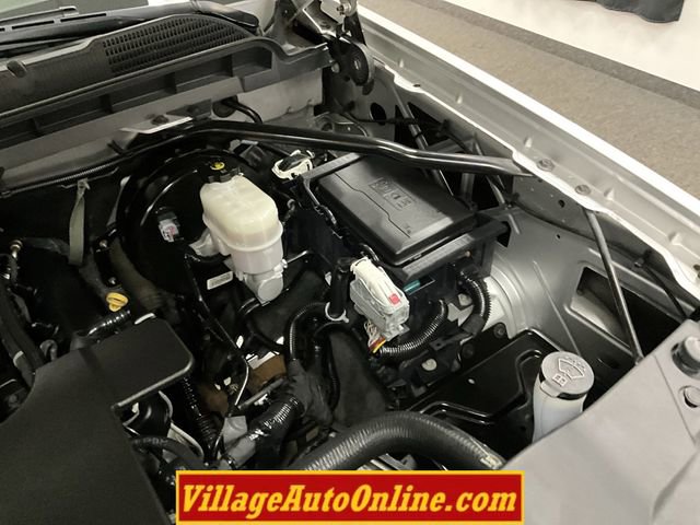 Used 2019 Chevrolet Silverado 1500 LT image 39