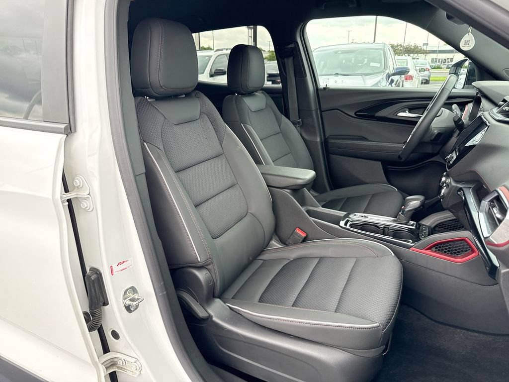 Used 2023 Chevrolet TrailBlazer RS AWD/4WD image 25