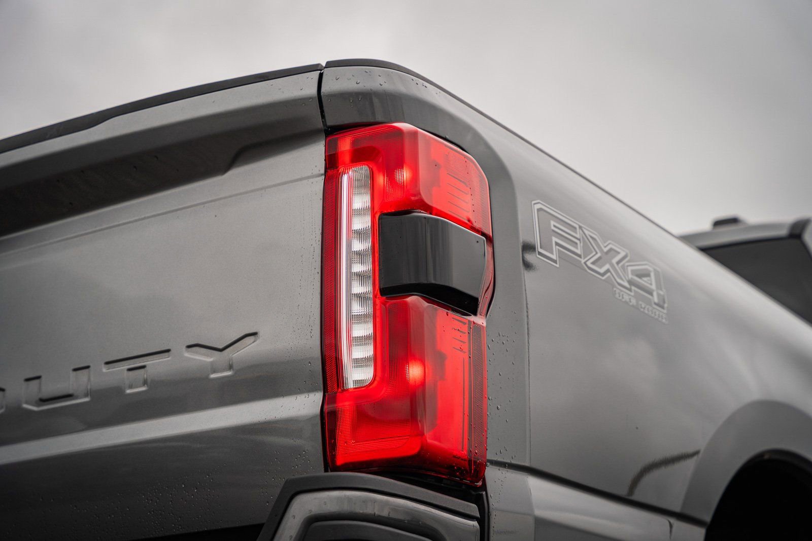 Certified 2025 Ford F250 Lariat w/ Black Appearance Package AWD/4WD image 18