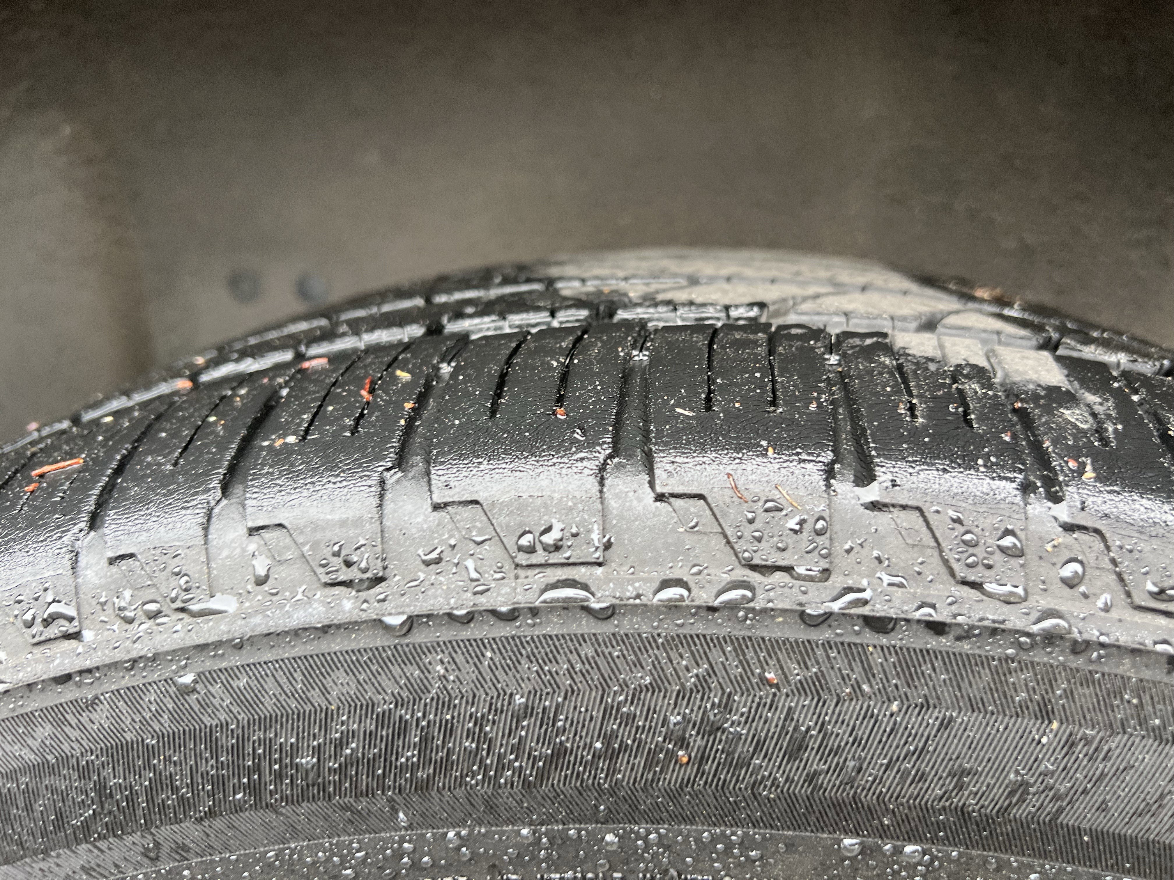 Used 2019 Cadillac Escalade ESV Luxury AWD/4WD image 12