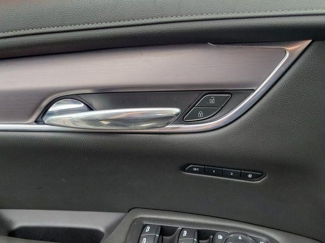 Certified 2023 Cadillac XT6 Luxury FWD image 16