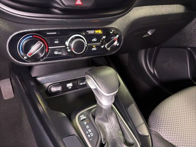 Used 2025 Kia Soul LX FWD image 28