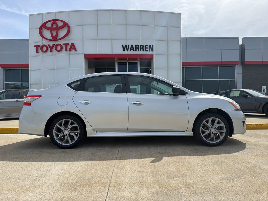 Used 2013 Nissan Sentra SR FWD image 3