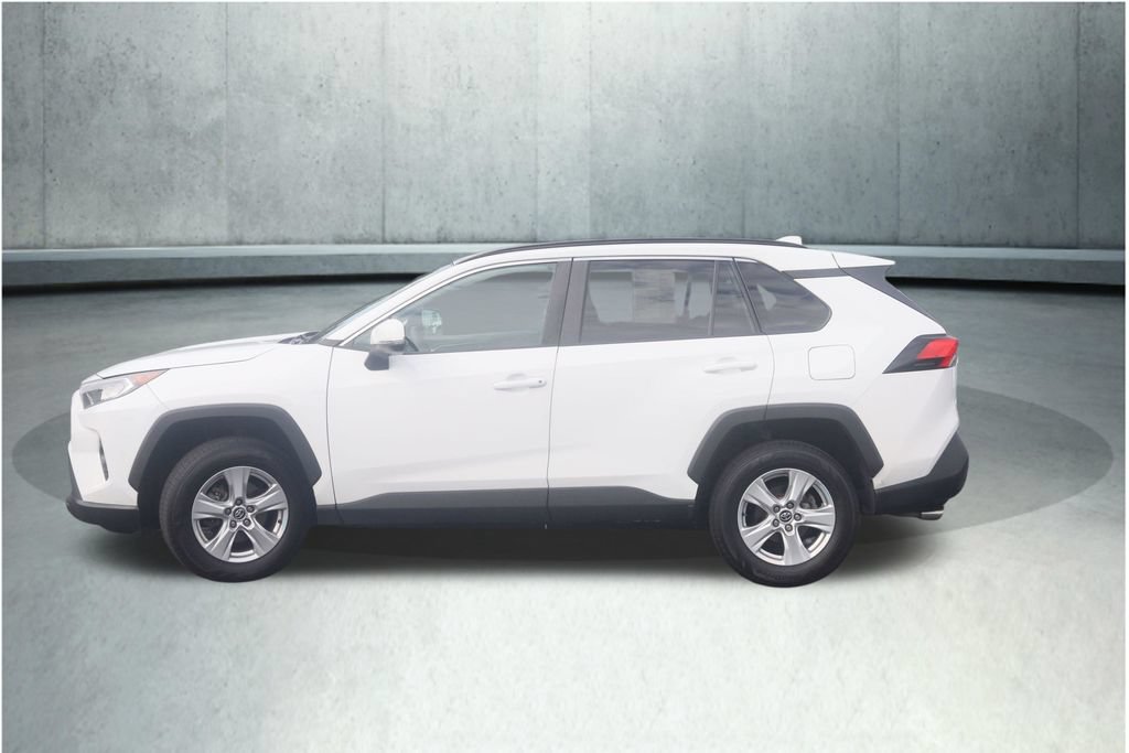 Certified 2020 Toyota RAV4 XLE w/ Convenience Package AWD/4WD image 27