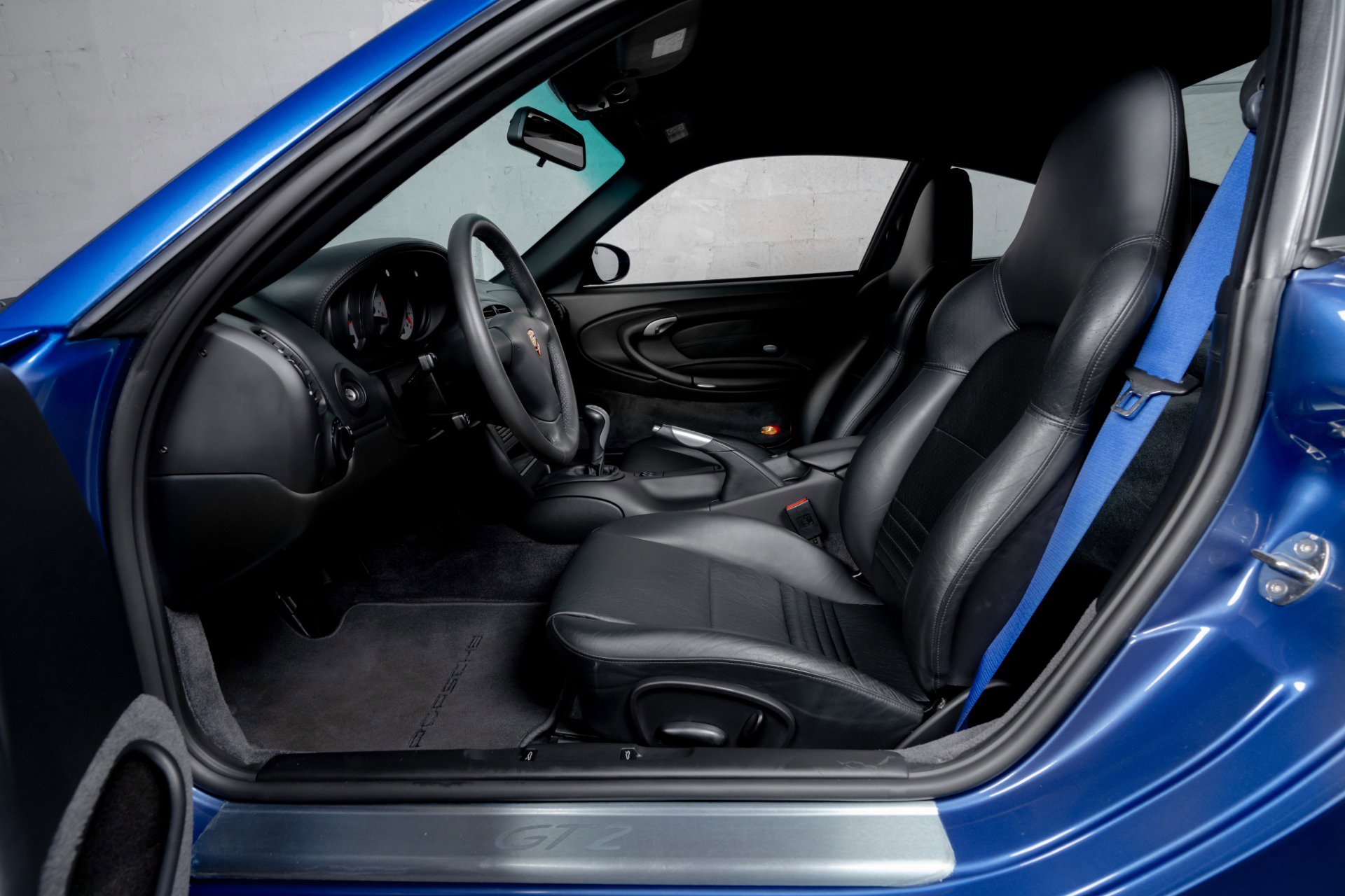 Used 2003 Porsche 911 GT2 image 22