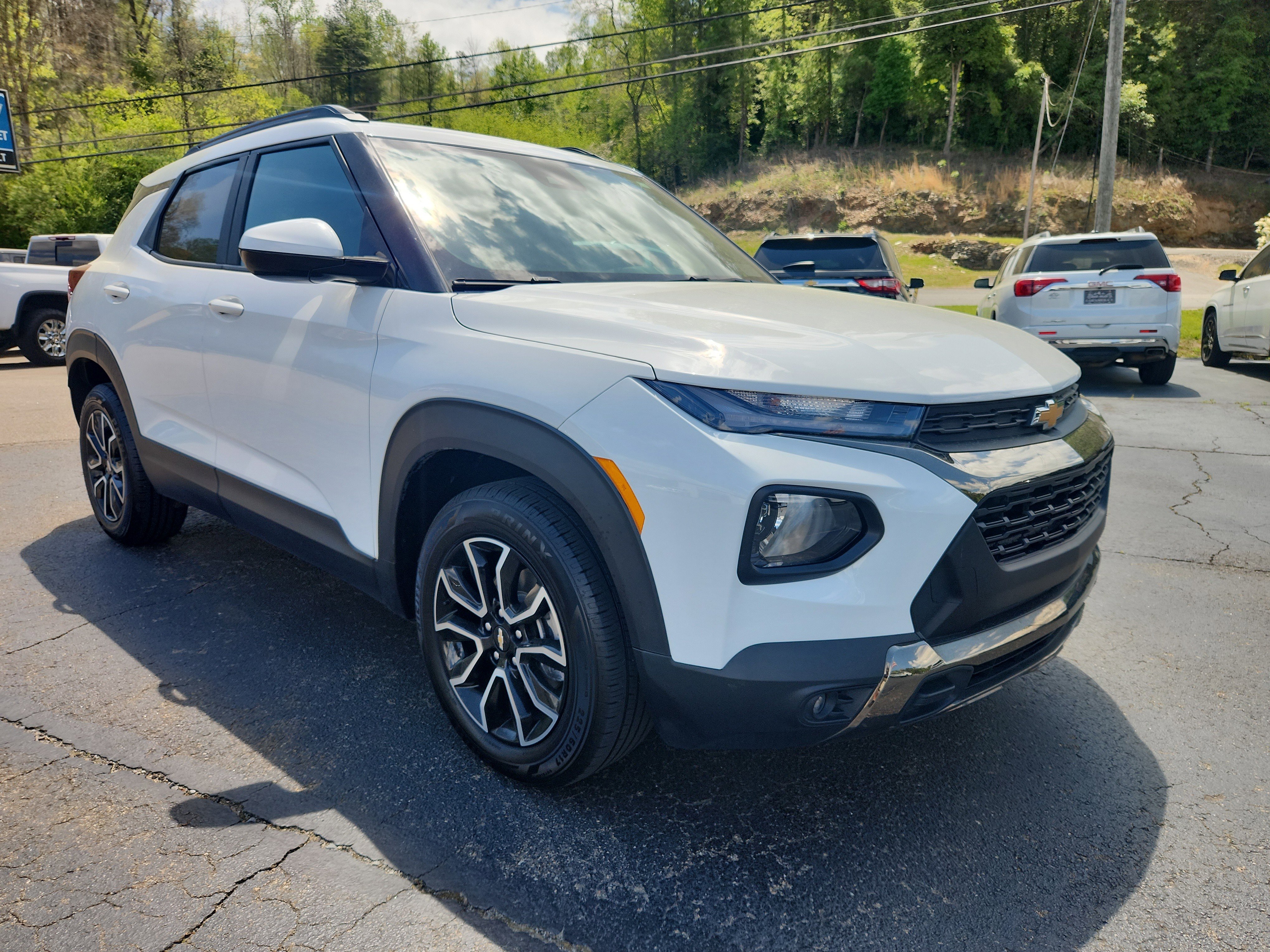 Used 2023 Chevrolet TrailBlazer ACTIV FWD image 12
