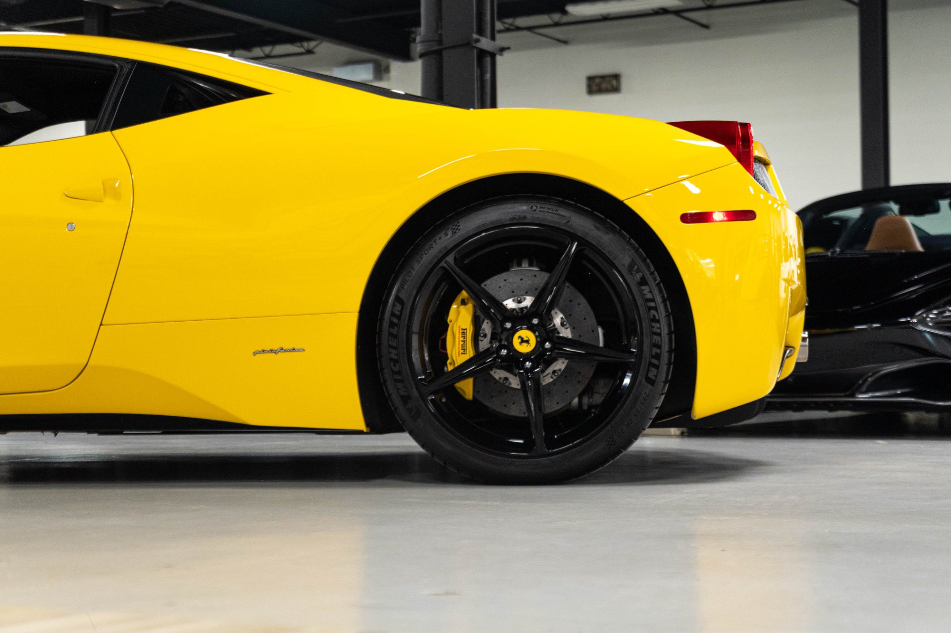 Used 2010 Ferrari 458 Italia Coupe RWD image 84