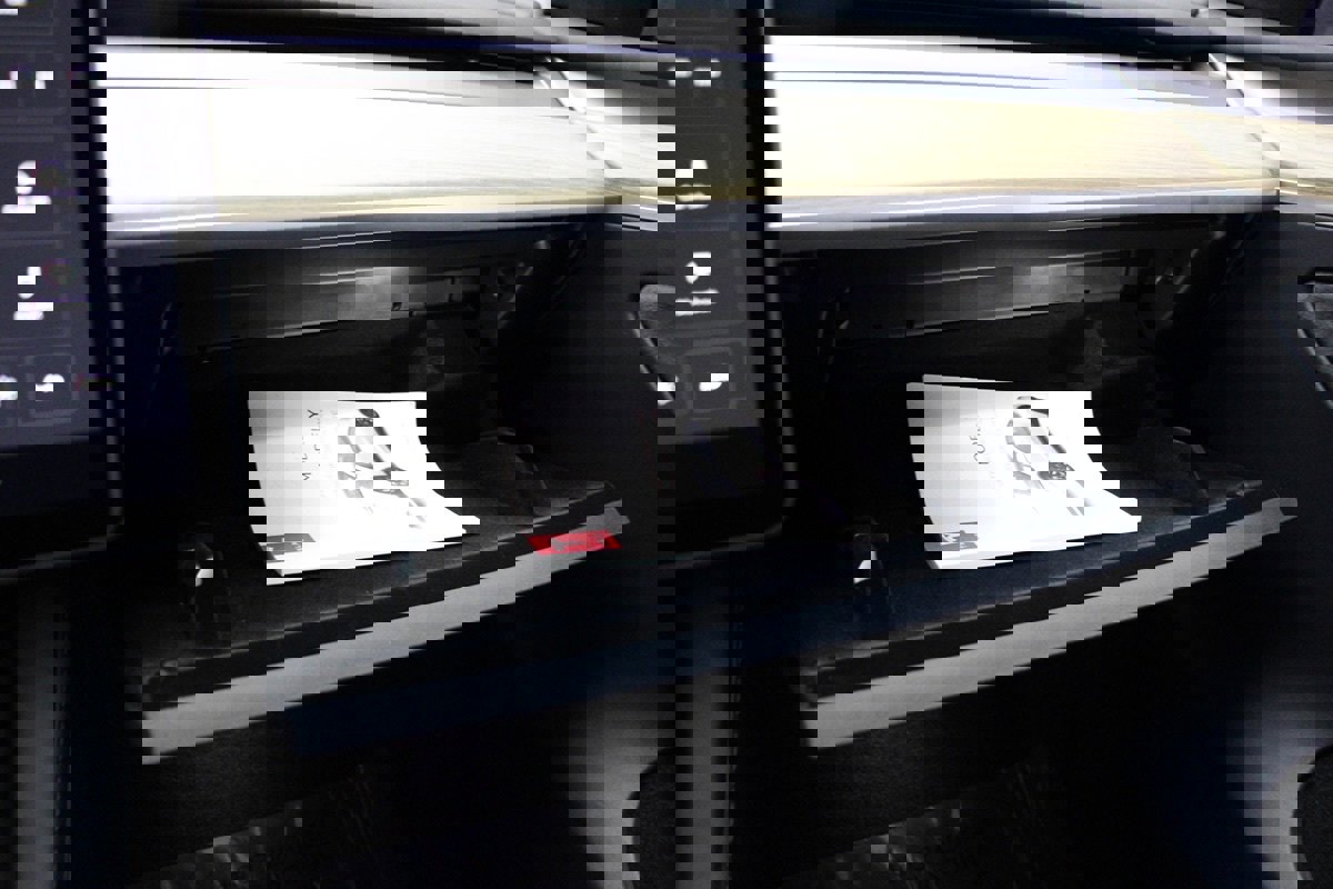 Used 2023 Tesla Model Y Long Range image 33