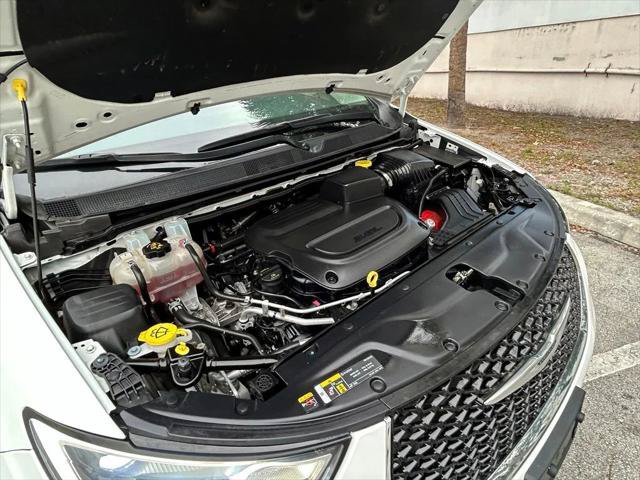 Certified 2023 Chrysler Pacifica Touring-L FWD image 30