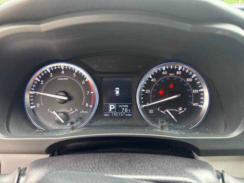 Used 2016 Toyota Highlander LE FWD image 29