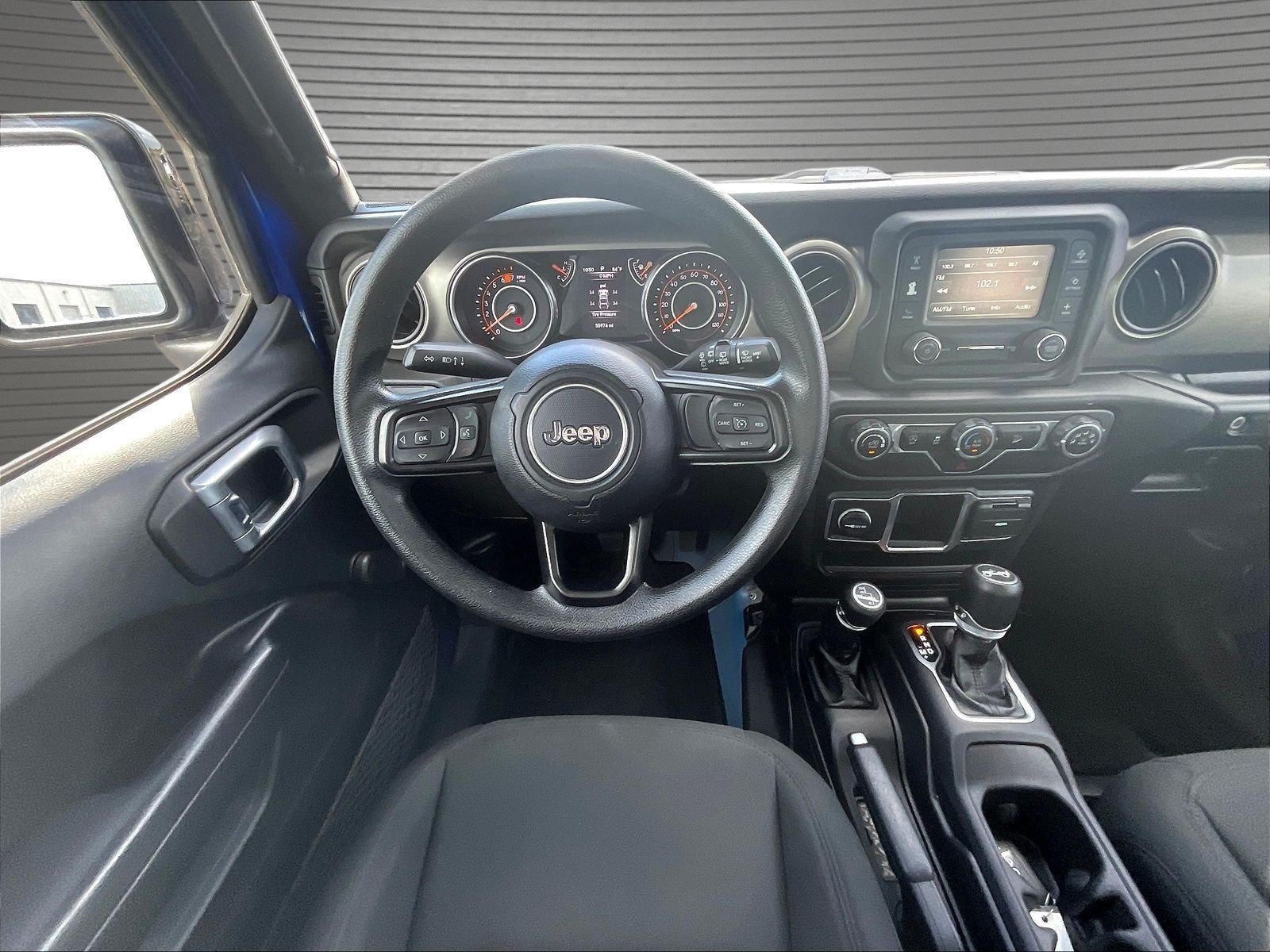 Used 2019 Jeep Wrangler Sport AWD/4WD image 10