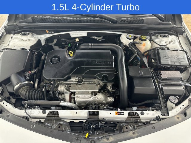 Used 2024 Chevrolet Malibu LT FWD image 30