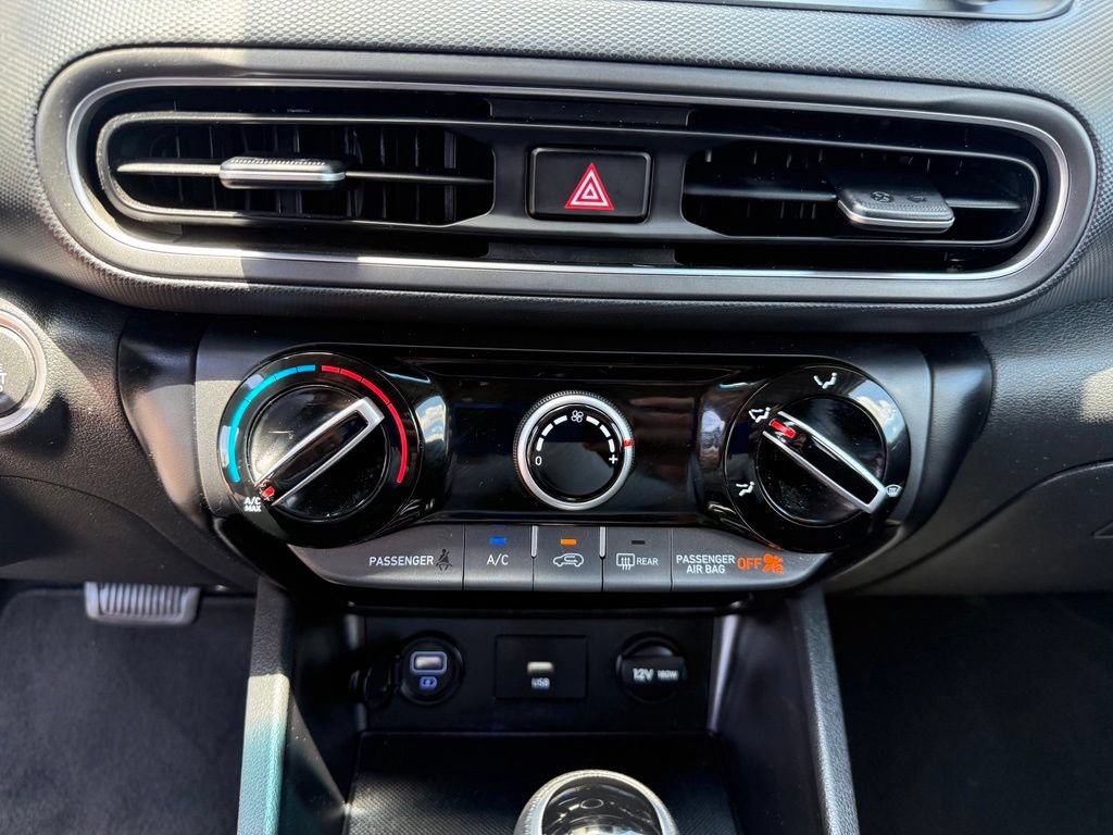 Used 2022 Hyundai Kona SEL FWD image 19