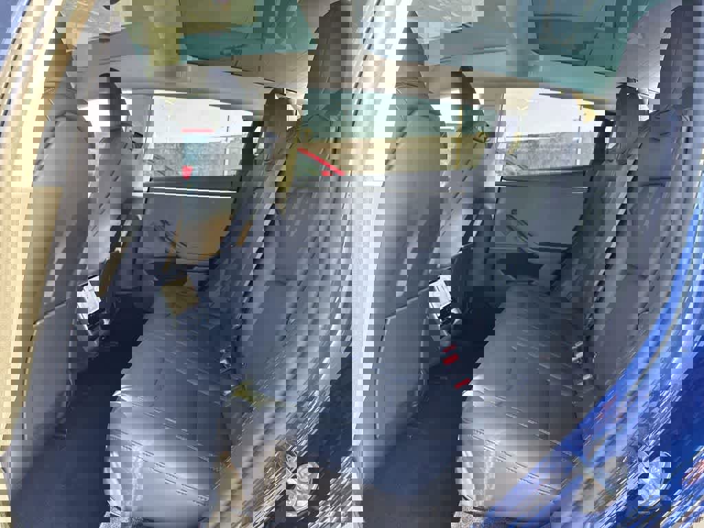 Used 2025 Tesla Model 3 Long Range image 30