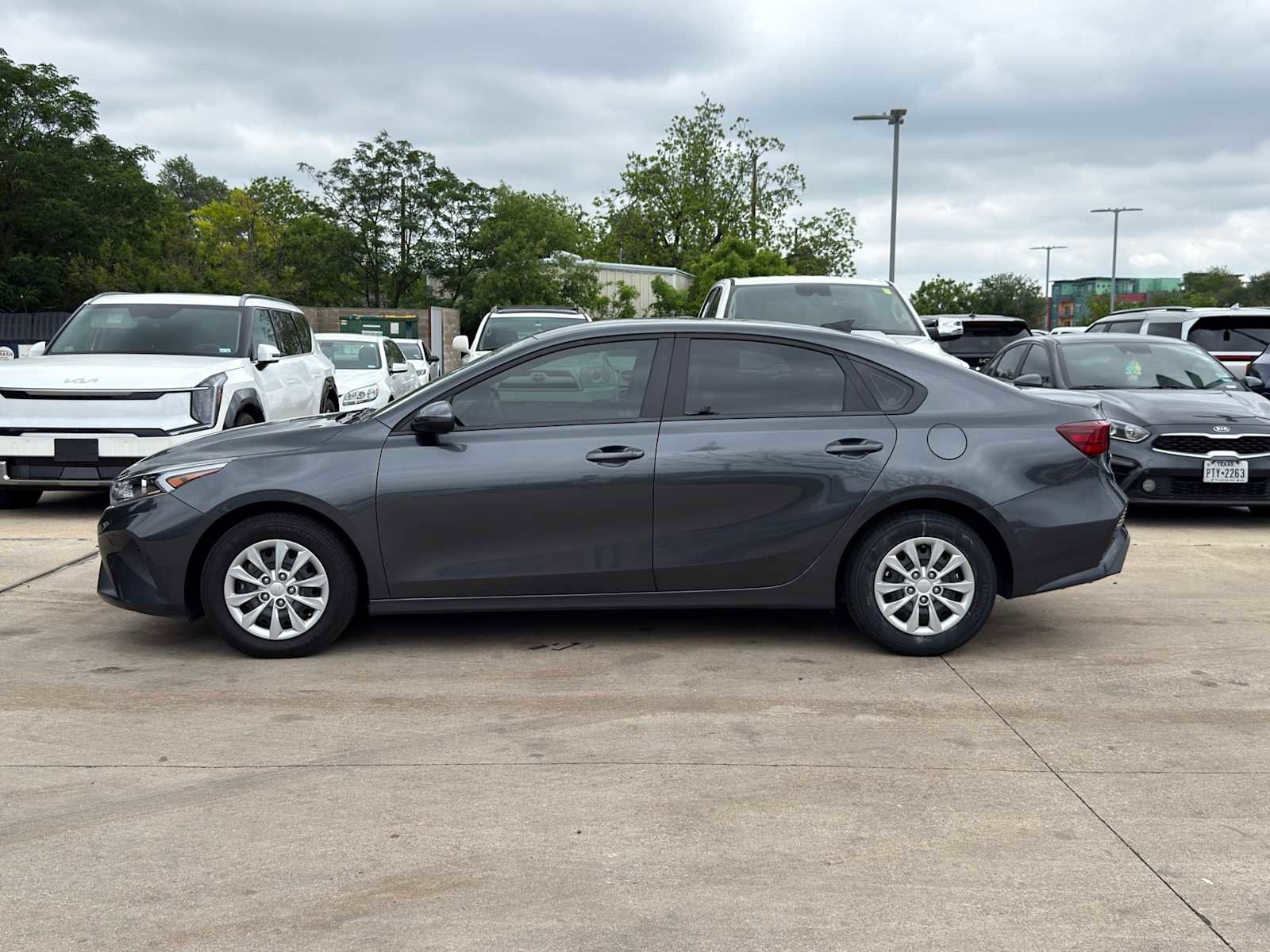 Certified 2024 Kia Forte LX FWD image 4