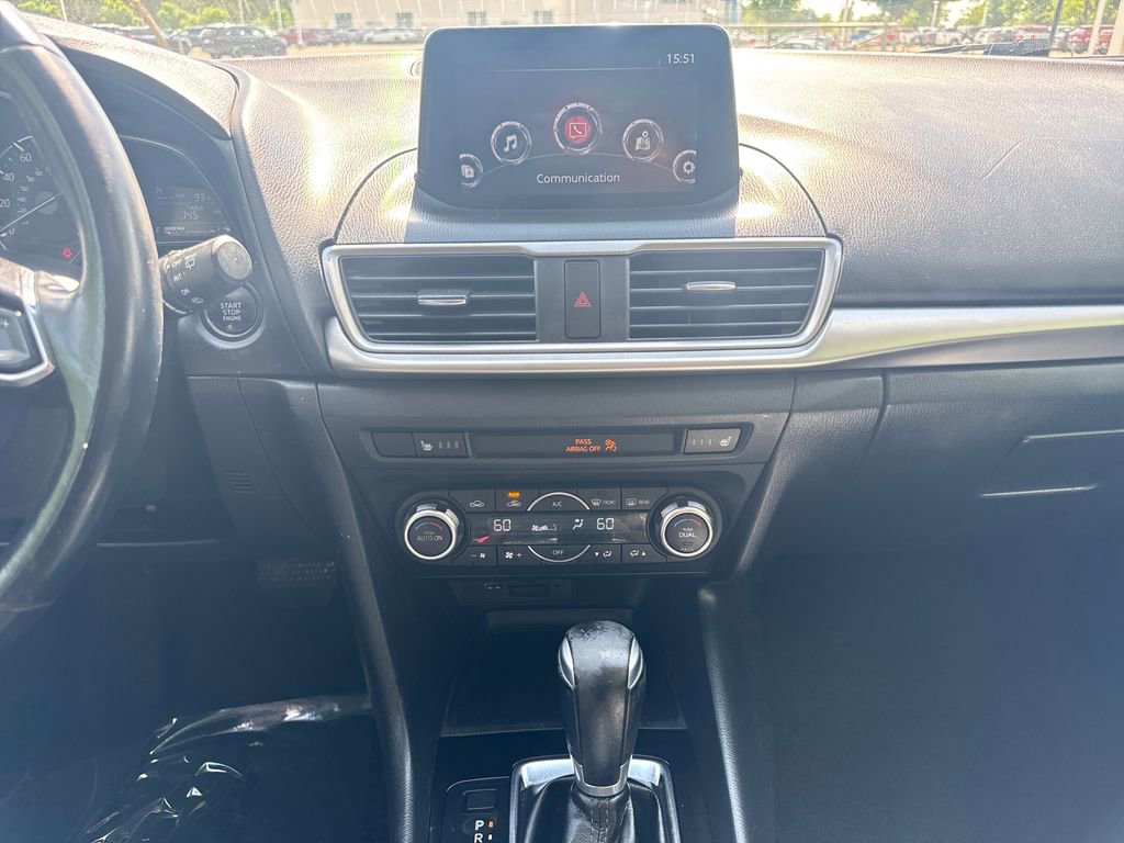 Used 2017 MAZDA MAZDA3 Touring FWD image 19
