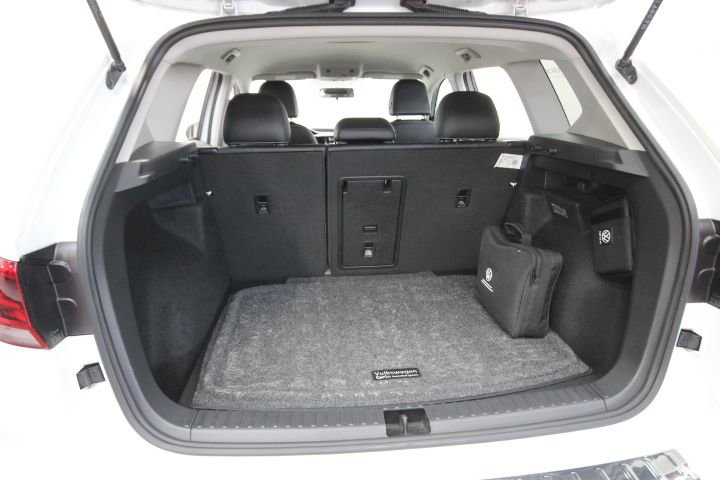 Used 2022 Volkswagen Taos SE image 6