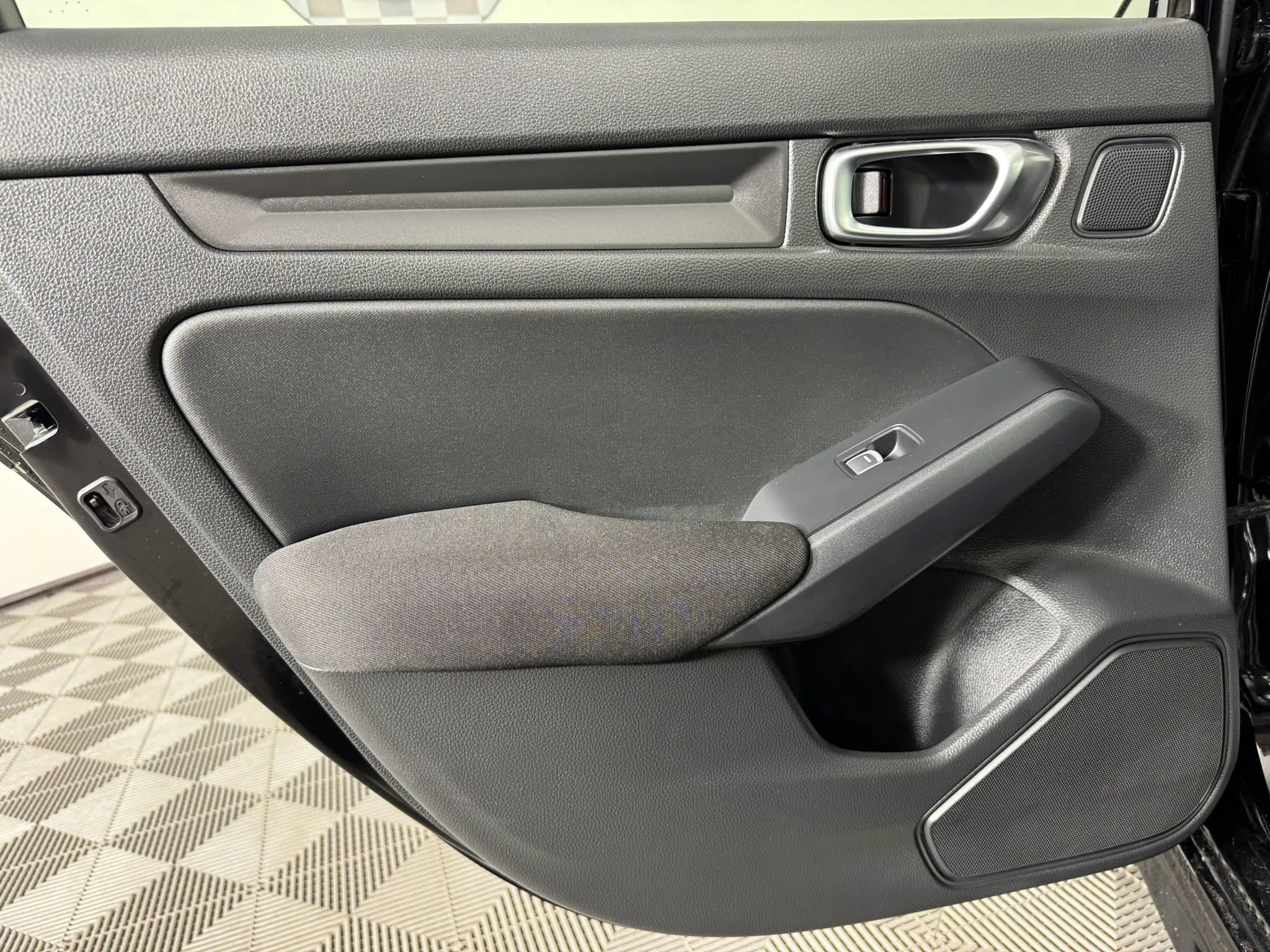 Used 2025 Honda Civic LX image 37
