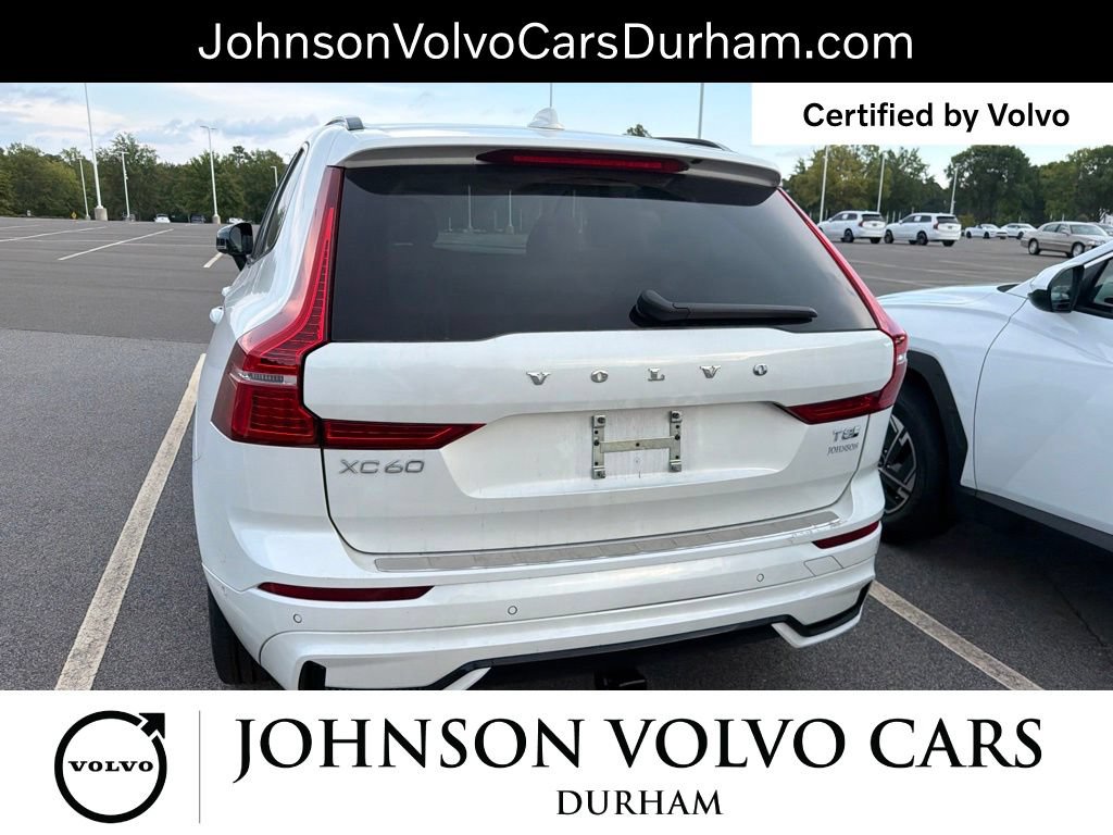 Used 2025 Volvo XC60 T8 Ultra w/ Protection Package Premier AWD/4WD image 12