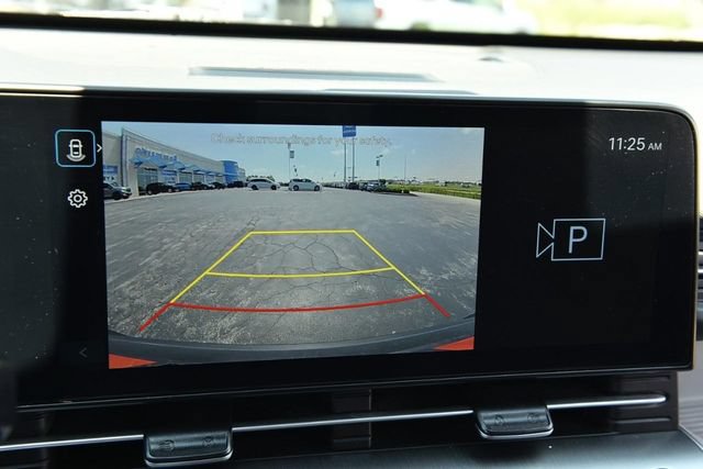 Used 2024 Hyundai Kona SEL FWD image 12