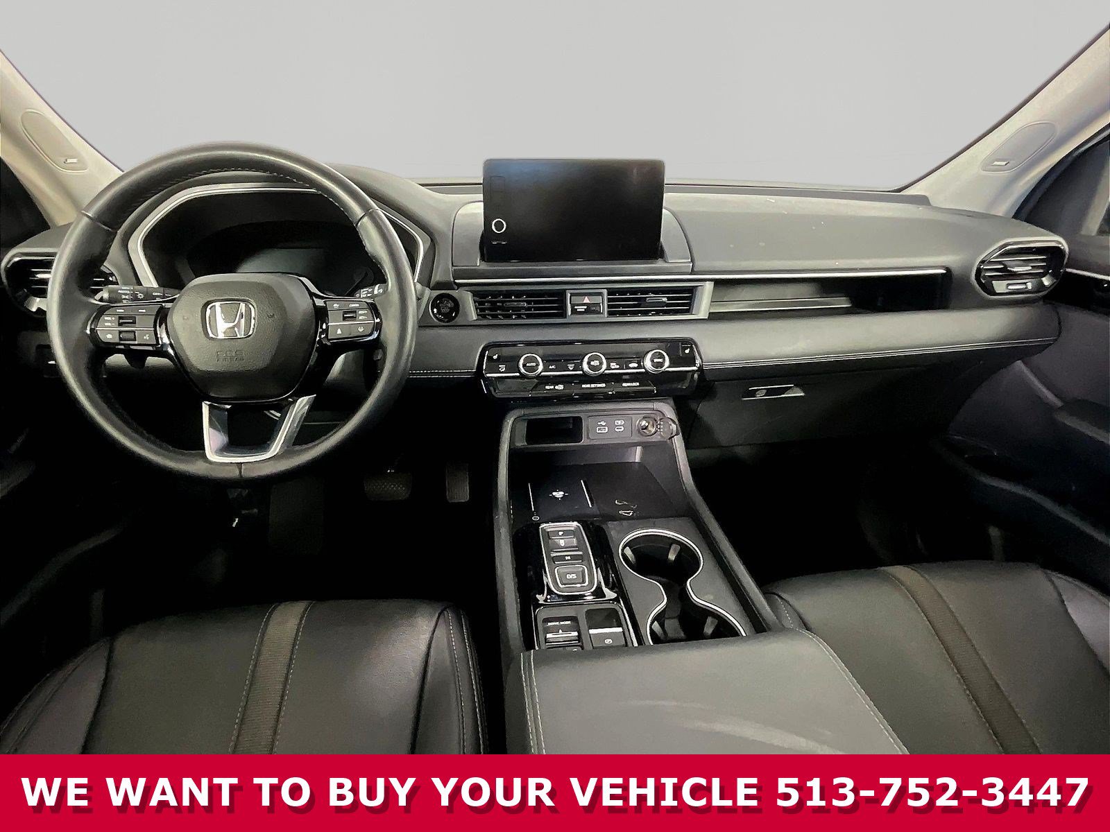 Used 2025 Honda Pilot Touring image 7