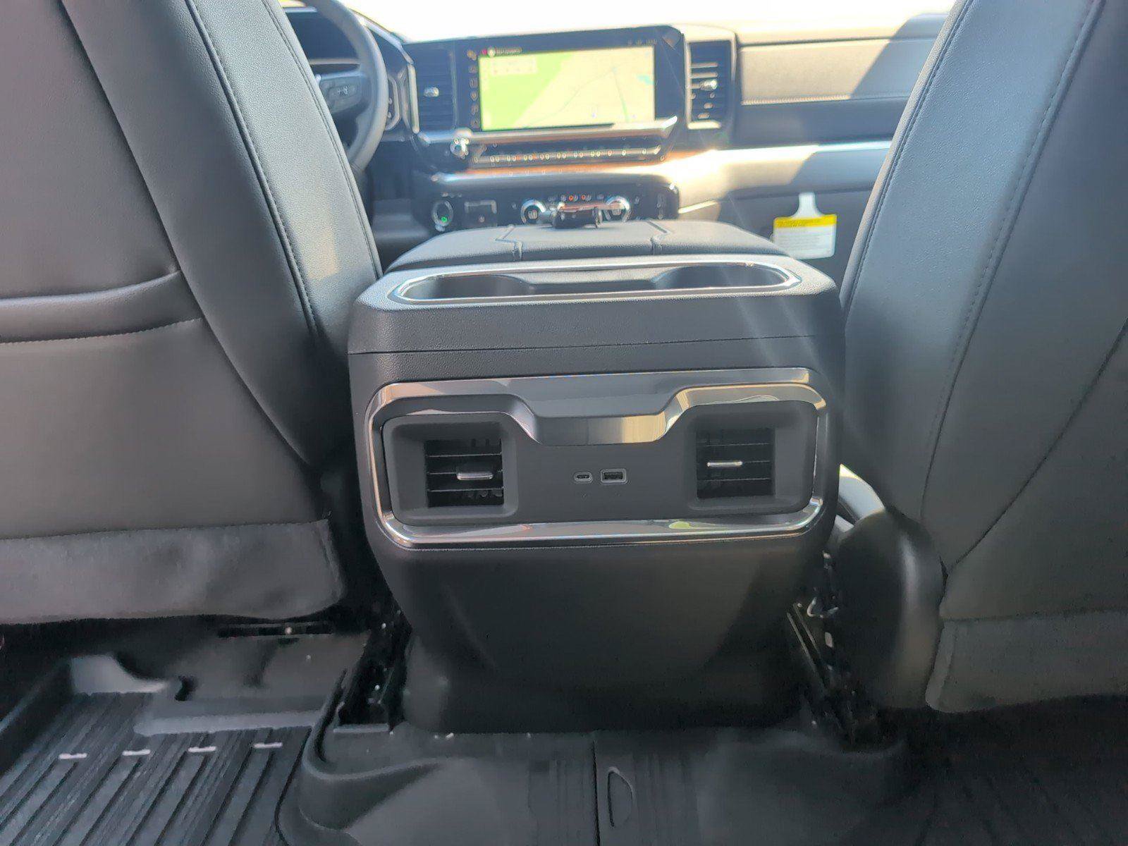 New 2026 GMC Sierra 1500 Elevation w/ Elevation Premium Package AWD/4WD image 34
