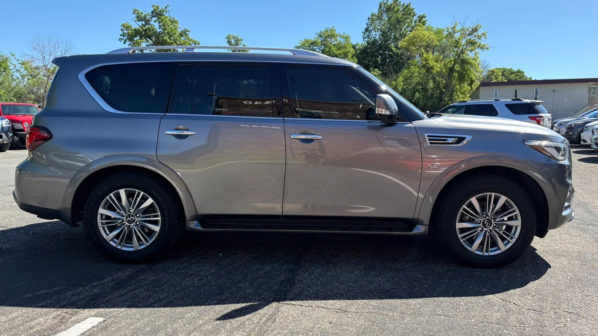 Used 2020 INFINITI QX80 Luxe w/ Proassist Package AWD/4WD image 11