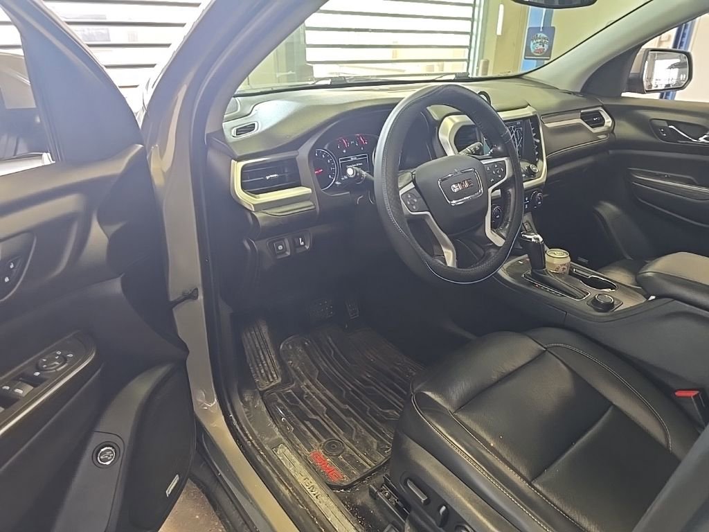 Used 2019 GMC Acadia SLT image 7