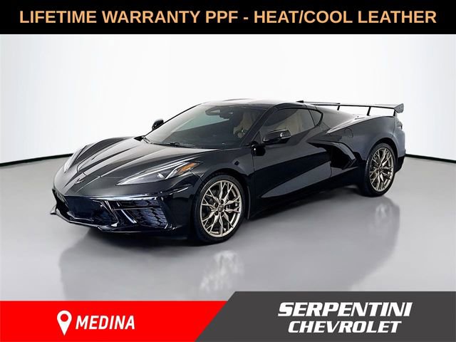 Used 2025 Chevrolet Corvette Stingray Preferred Cpe w/ 2LT RWD image 1