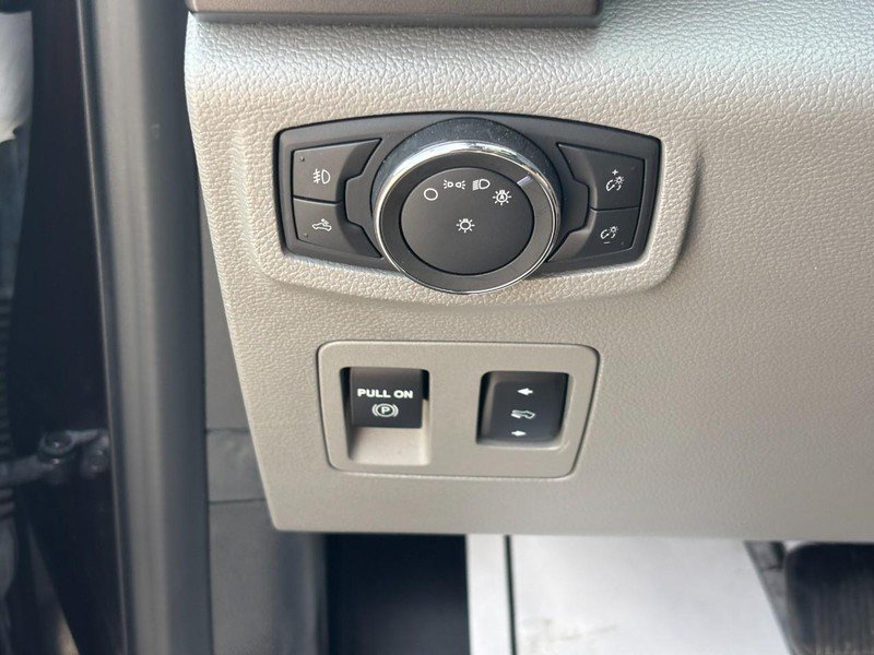 Used 2020 Ford F150 XLT w/ Equipment Group 302A Luxury AWD/4WD image 19