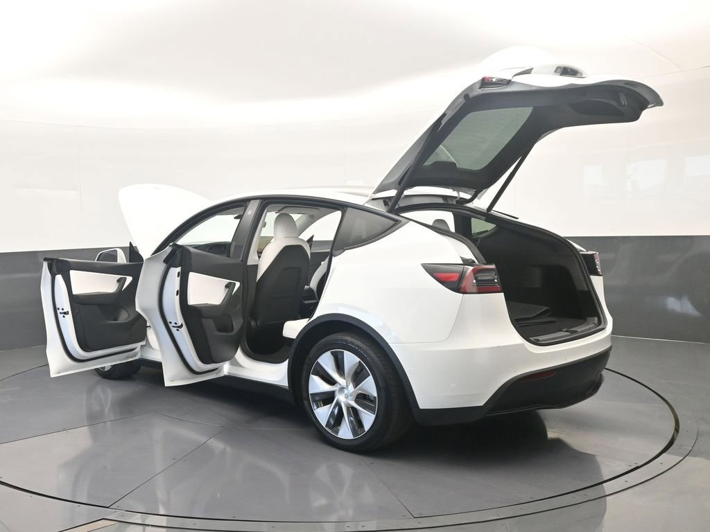 Used 2021 Tesla Model Y Long Range AWD/4WD image 65
