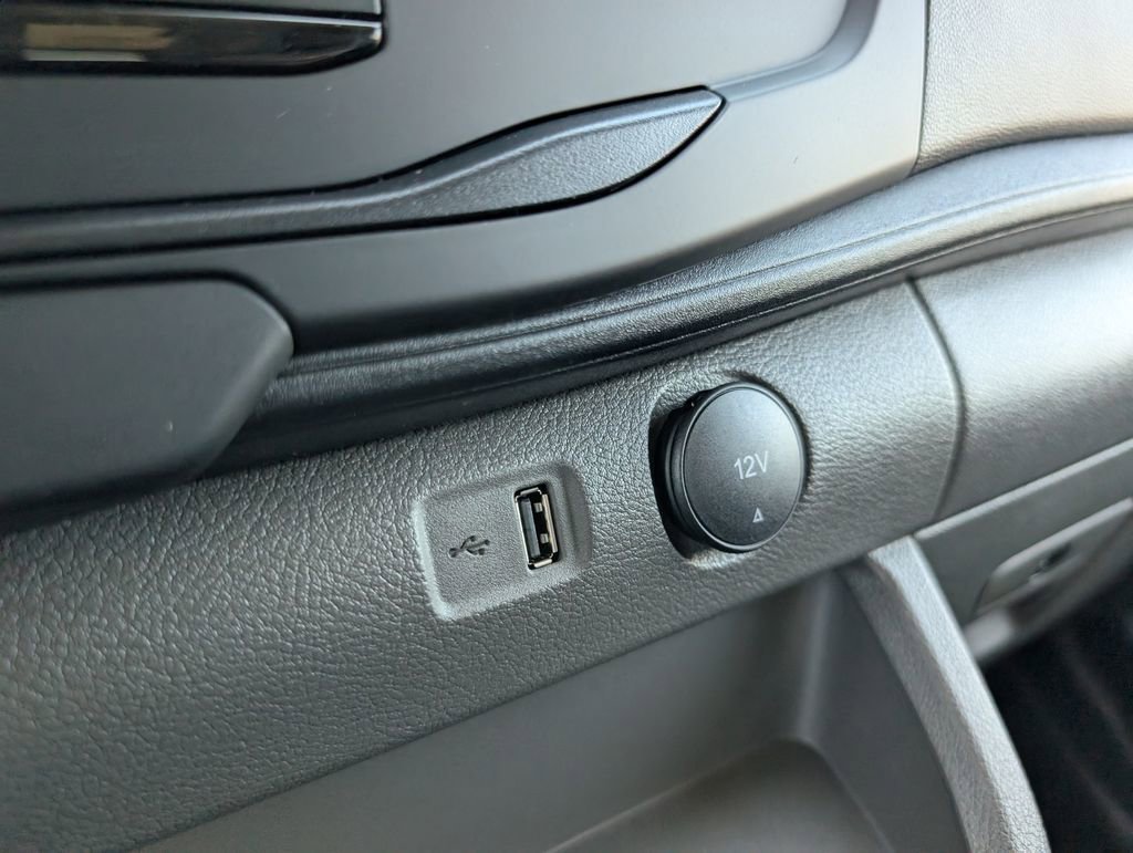 New 2026 Ford Transit 250 148 Medium Roof RWD image 16