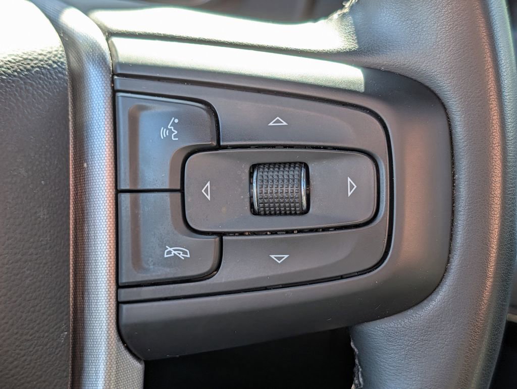 Used 2023 GMC Yukon SLT w/ SLT Premium Package AWD/4WD image 46