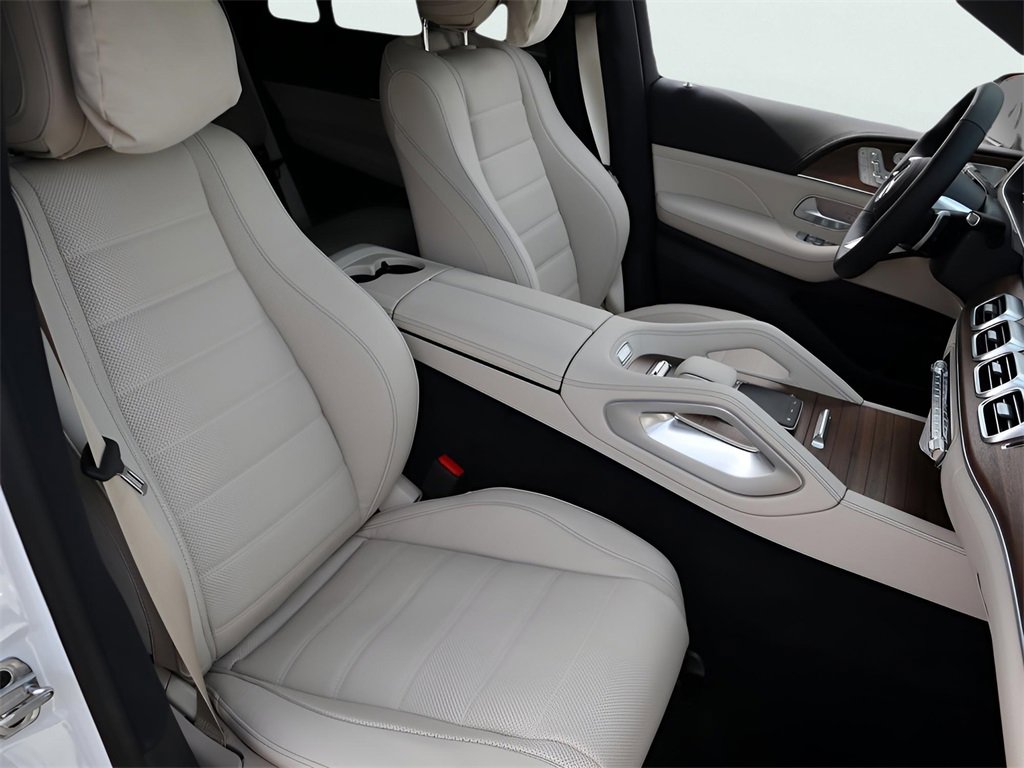 New 2026 Mercedes-Benz GLS 450 4MATIC image 11