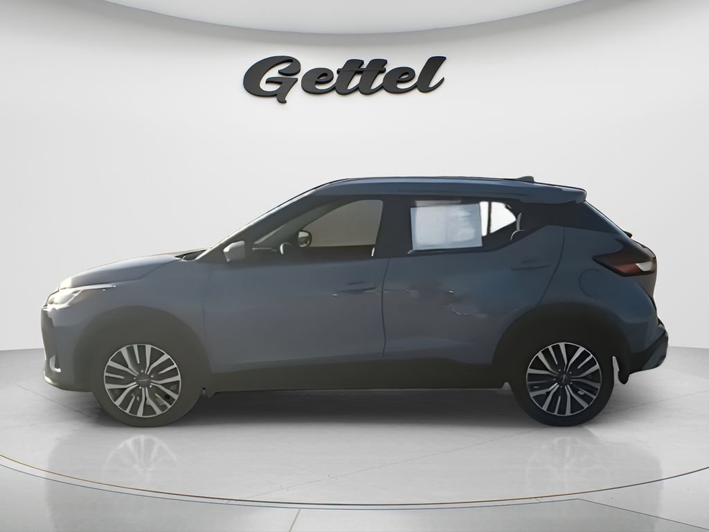 Used 2022 Nissan Kicks SV image 5
