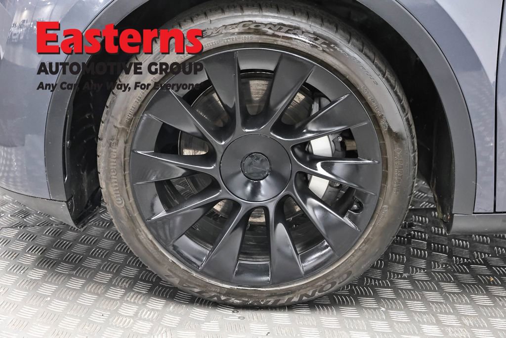 Used 2021 Tesla Model Y Long Range AWD/4WD image 26