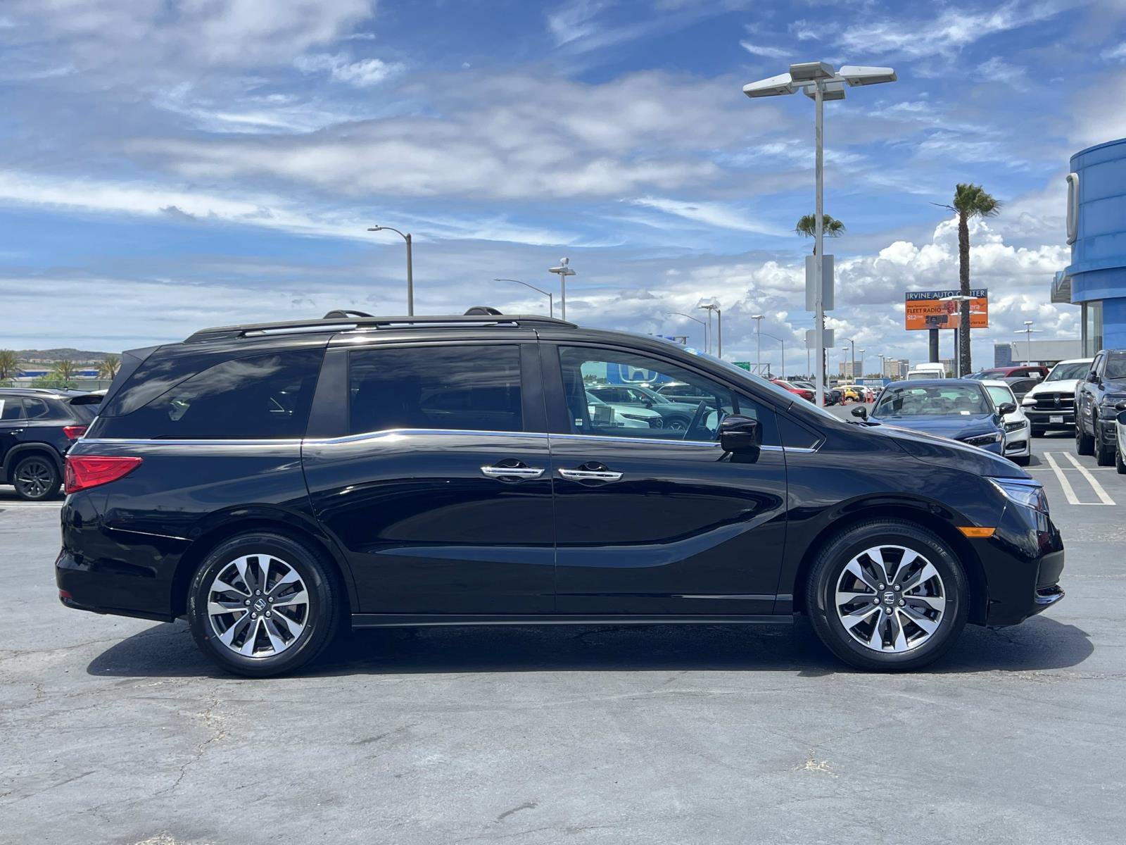 Used 2024 Honda Odyssey EX-L image 27