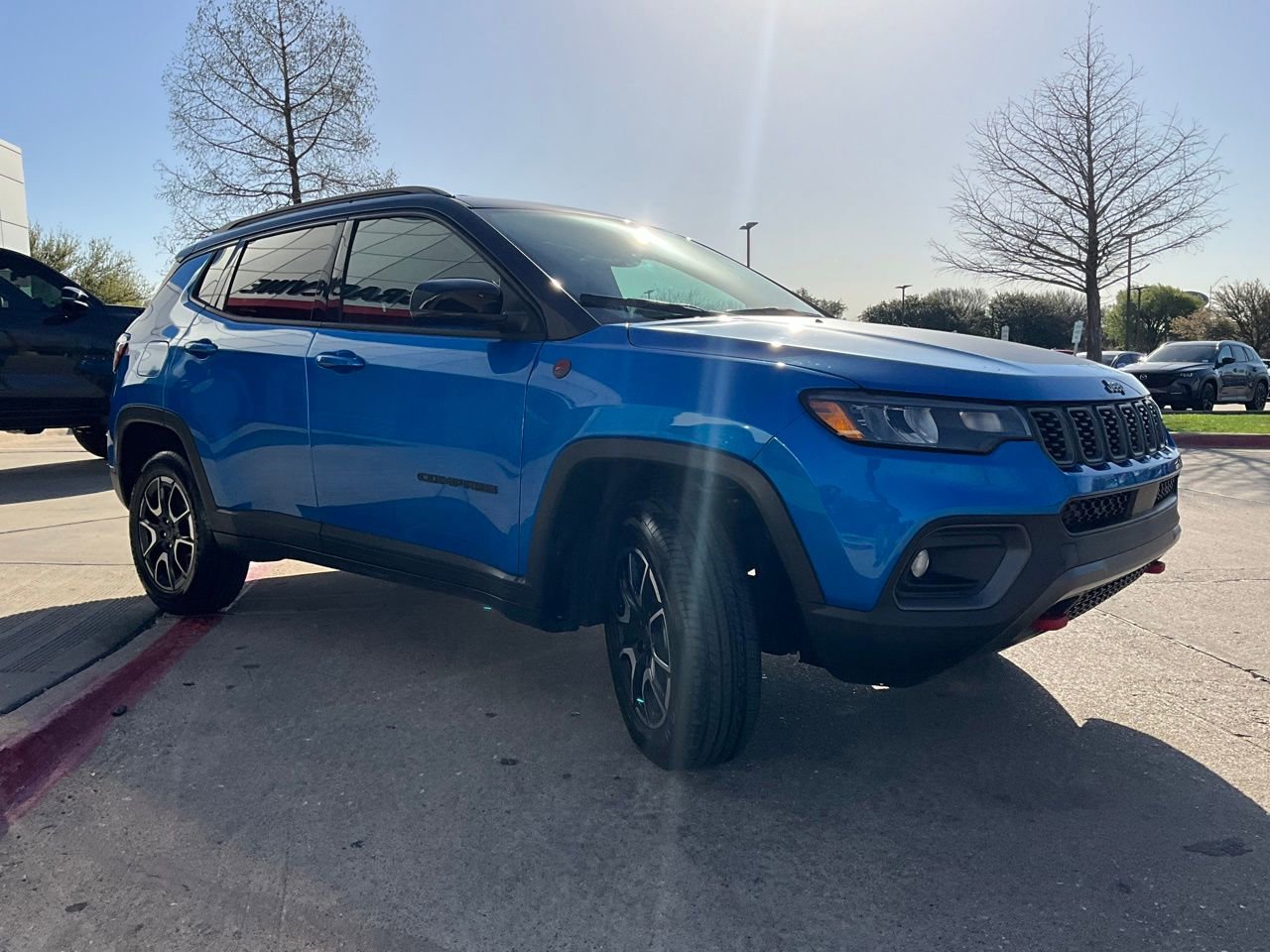 Used 2025 Jeep Compass Trailhawk w/ Trailer Tow Group image 4