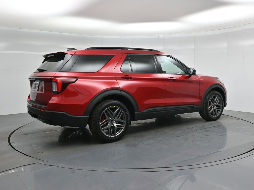 New 2026 Ford Explorer ST-Line w/ ST-Line Street Pack RWD image 28
