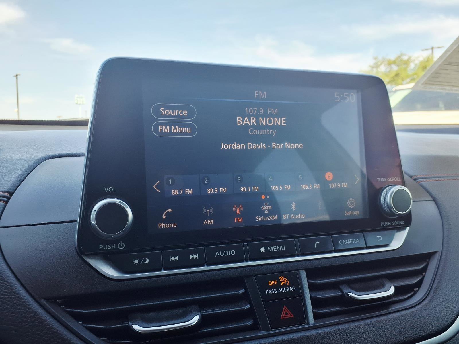 Used 2019 Nissan Altima 2.5 SR w/ SR Premium Package image 23