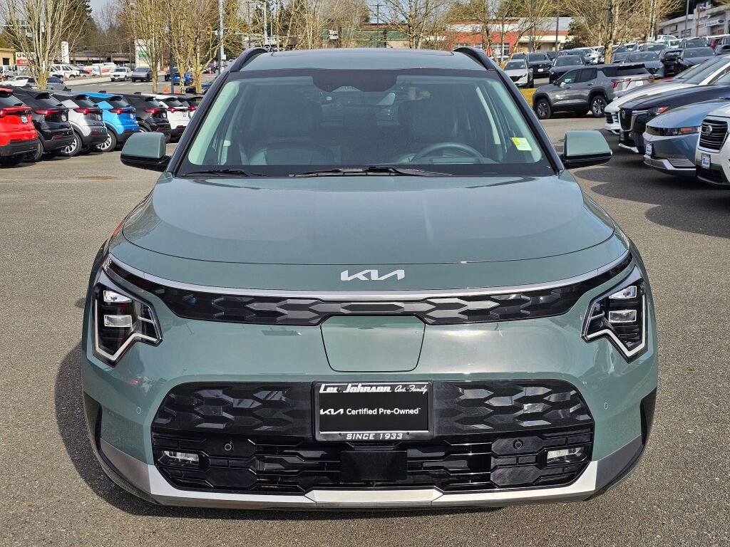 Certified 2023 Kia Niro Wave w/ Wave Preserve Package image 2