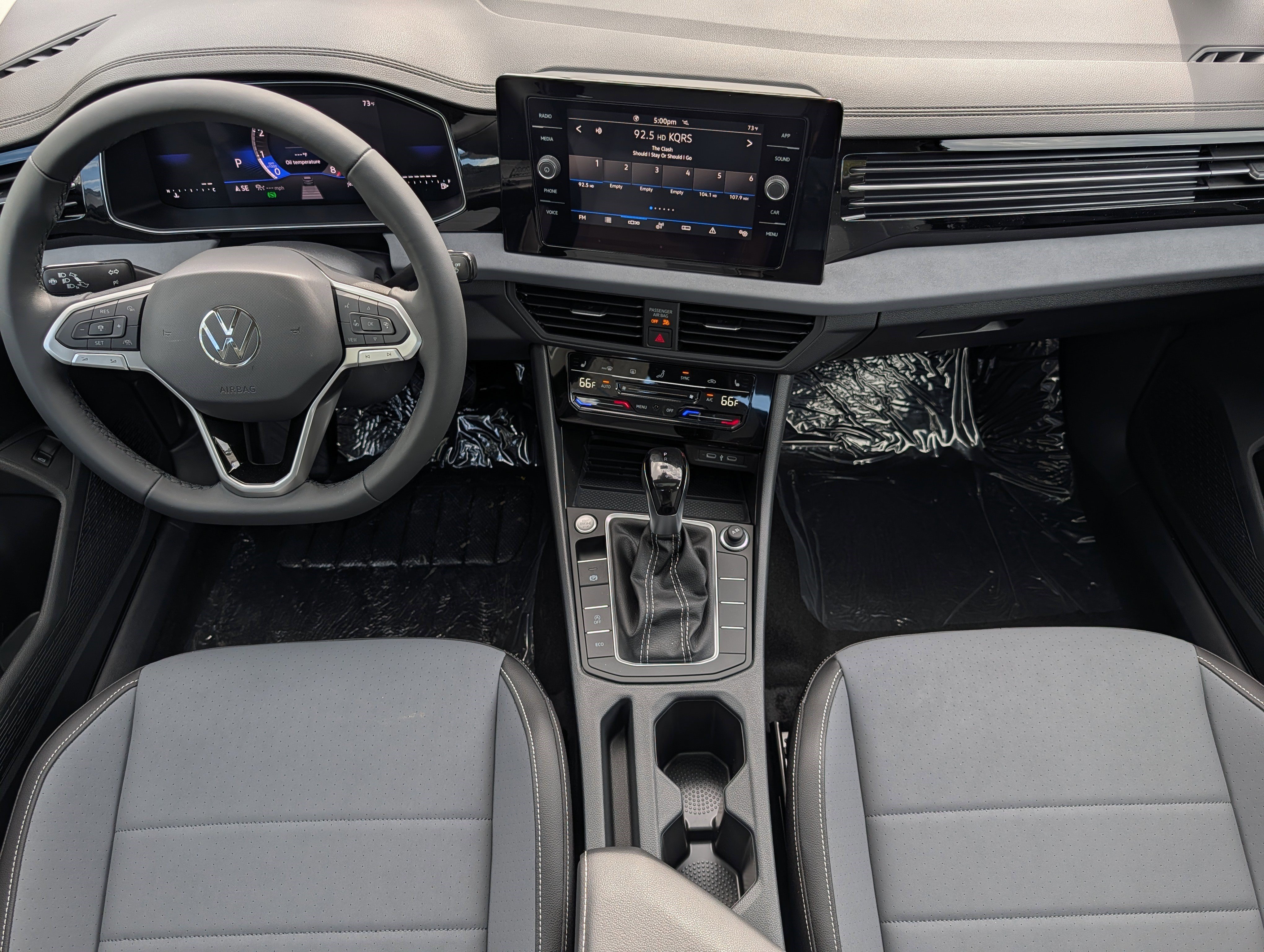 New 2026 Volkswagen Jetta SE FWD image 9