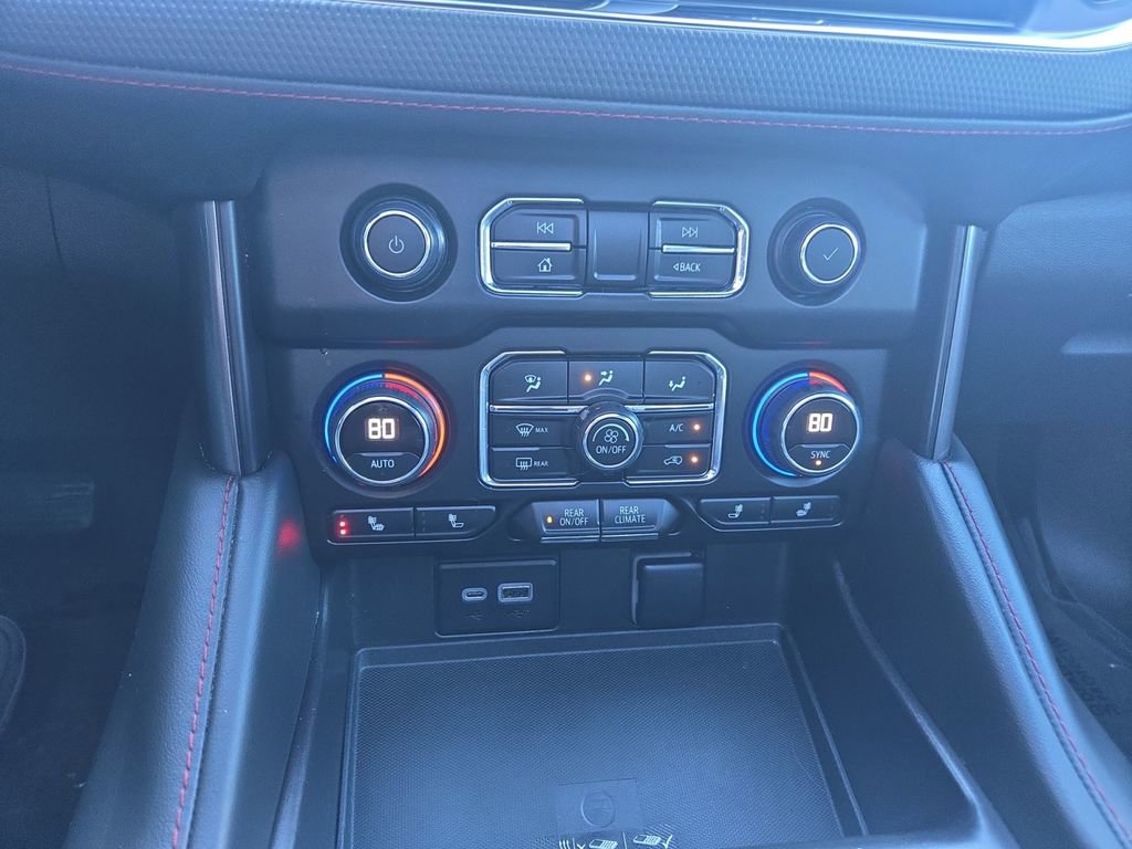 Used 2023 Chevrolet Suburban RST image 24