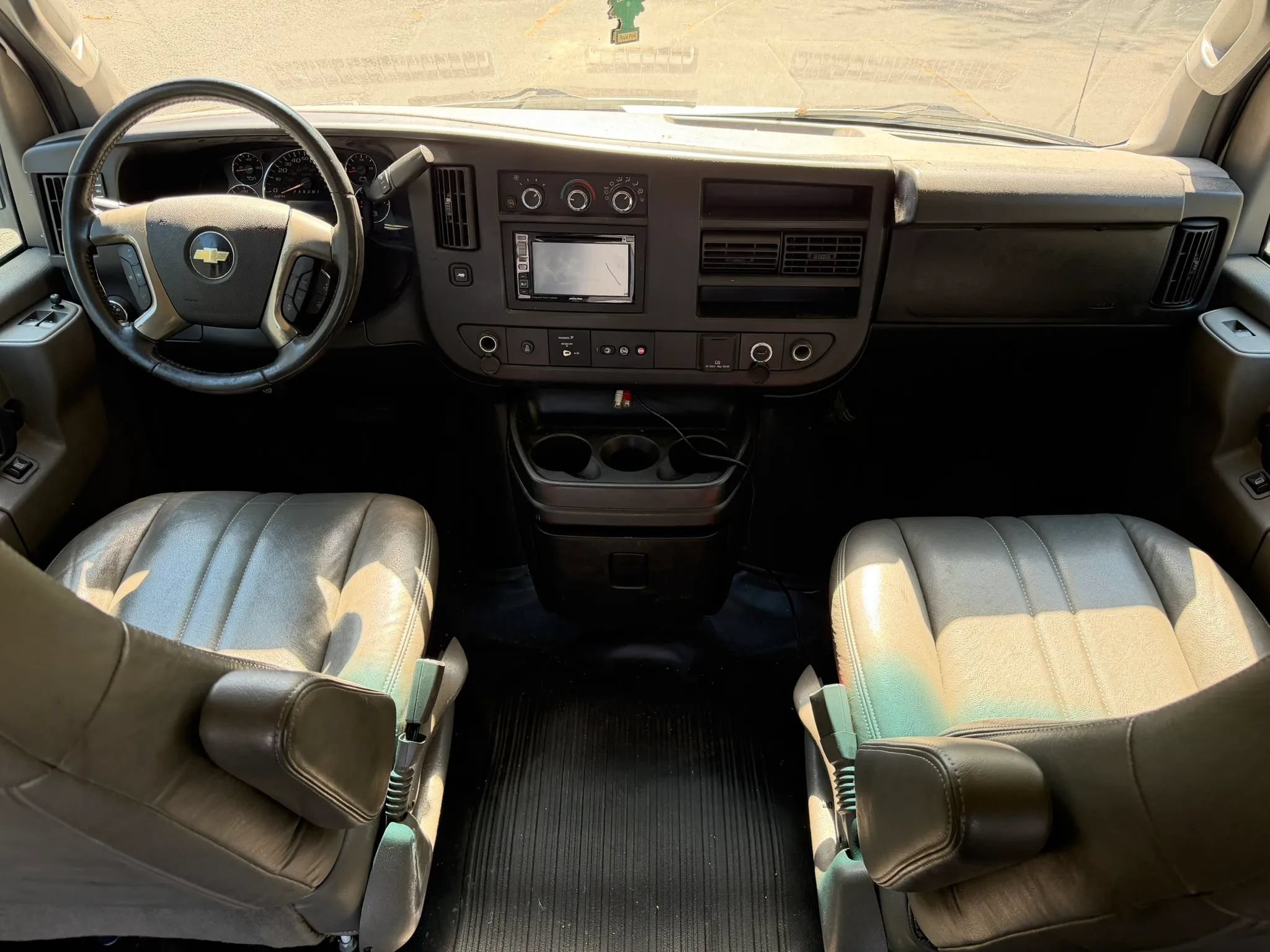 Used 2017 Chevrolet Express 2500 LS RWD image 10
