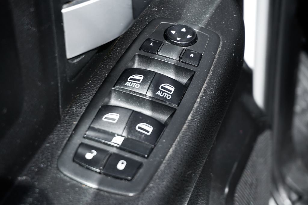 Used 2019 RAM 2500 Tradesman image 16